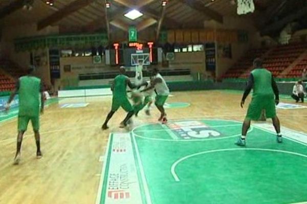 les limougeauds à l'entraînement avant de recevoir Paris-Levallois