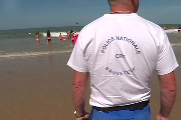 En Gironde, les sauveteurs CRS sont déployés dans huit stations du littoral du 1er juillet au 31 août.