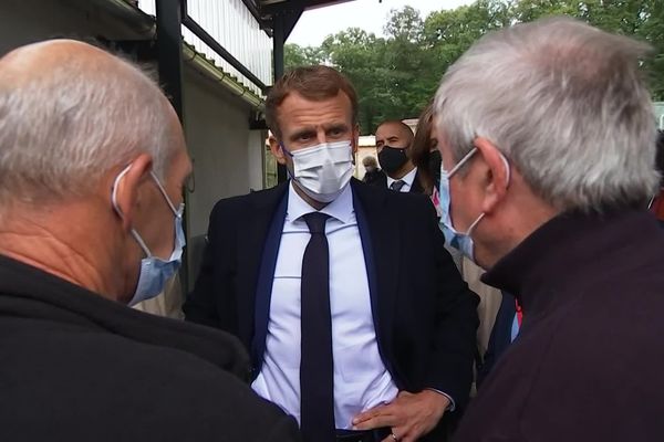 Ce lundi 4 mai, le président de la République Emmanuel Macron visitait le refuge St Adrien à Gray (Haute-Saône)