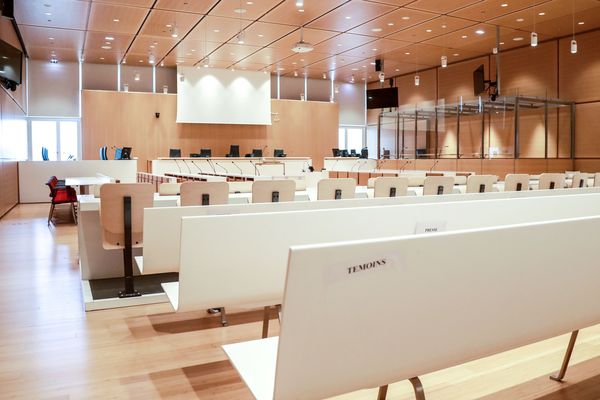 Une salle d'audience au nouveau palais de justice de Paris