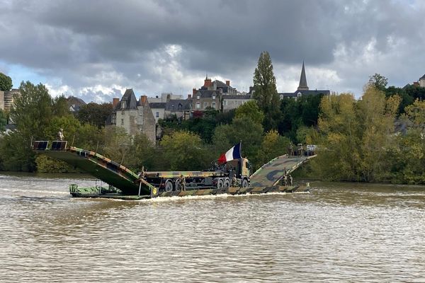 Franchissement de la Maine par le 6ᵉ régiment du génie