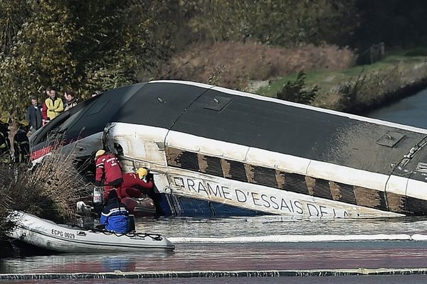 Le 14 novembre 2015, le déraillement d'une rame d'essai du TGV à Eckwersheim avait fait 11 morts et 43 blessés.