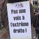 Plusieurs centaines de manifestants réunies devant la mairie de Cherboug (Manche), samedi 15 juin dès 10h30, pour faire barrage au Rassemblement National.