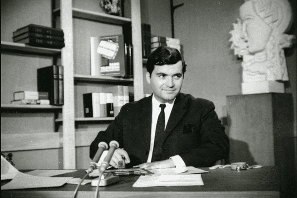 Jimmy Jonquard sur le plateau TV de Nancy Thermal. Juillet 1967.