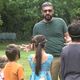 Xavier Lagrange, propriétaire d'un terrain constructible, réalise une vidéo avec ses enfants contre le projet de constructions de la mairie de Bois-le-Roi (Seine-et-Marne)