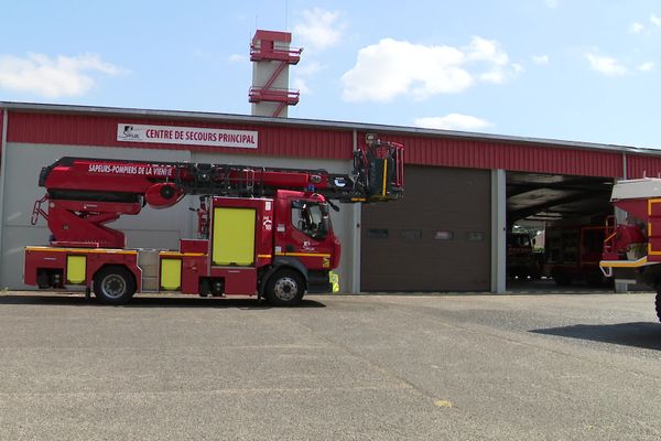 Après 4 jours de lutte contre les flammes en Gironde, les sapeurs-pompiers châtelleraudais sont de retour au Centre de Secours Principal de Châtellerault.