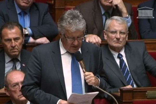 Pour son retour mardi à l'Assemblée Nationale, Bernard Reynes s'est adressé directement au Premier Ministre