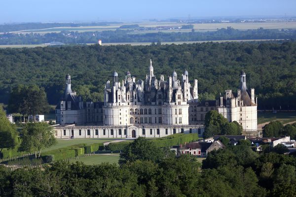 Le projet de Chambord de meubler le château via un financement participatif ne soulève pas l'enthousiasme