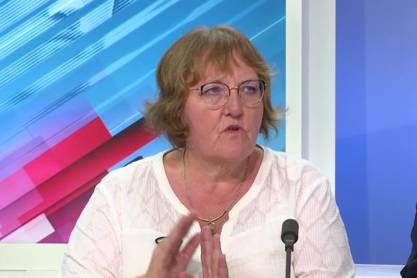 Florence Claudepierre (NFP) se place en troisième position dans la 6e circonscription. En ballotage, elle retire sa candidature pour le second tour des législatives anticipées.