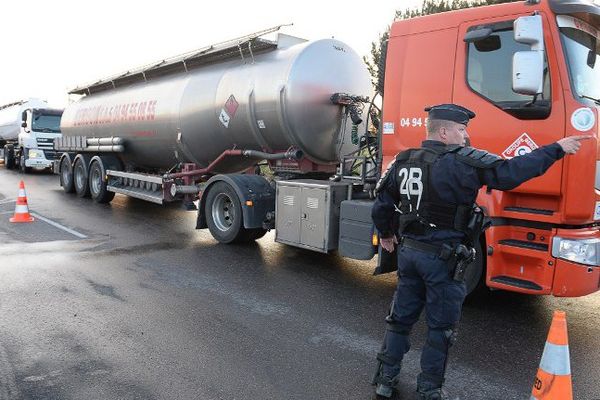 A Fos-sur-Mer, après le débloquage du site par les policiers