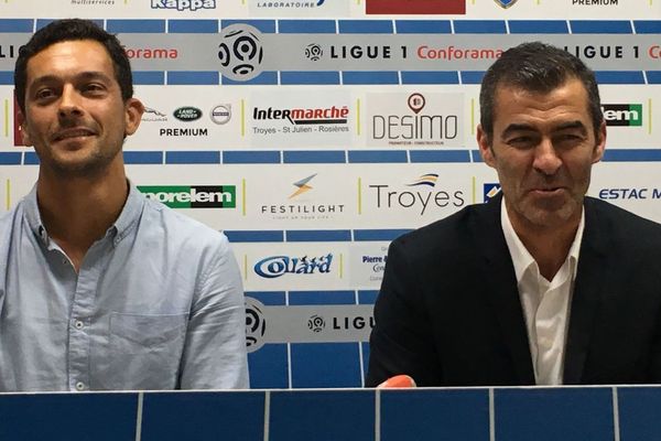 Rui Almeda (à droite) et son entraîneur Gabriel Santos. Archives de Troyes