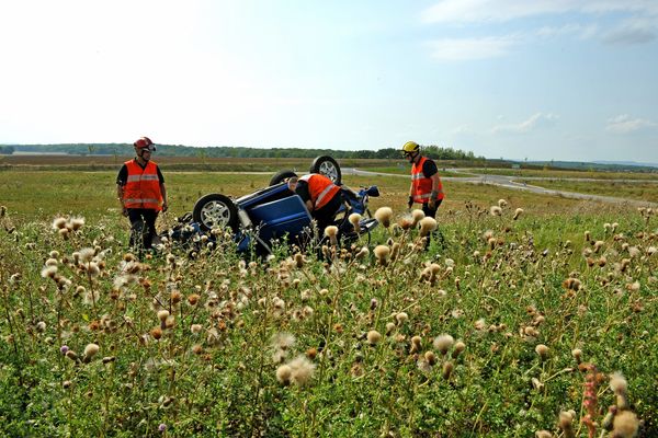 Voiture sur le toit (photo d'illustration)