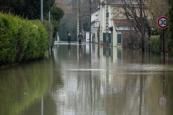 Inondations - archives.