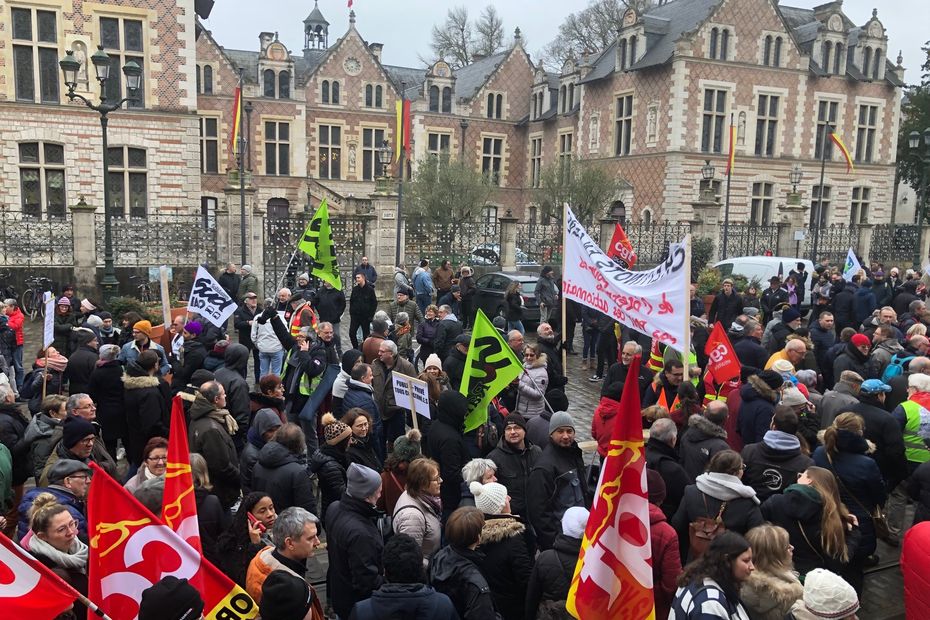 Massive Third Day of Strike in Centre-Val de Loire to Protest Pension Reform – February 7, 2023