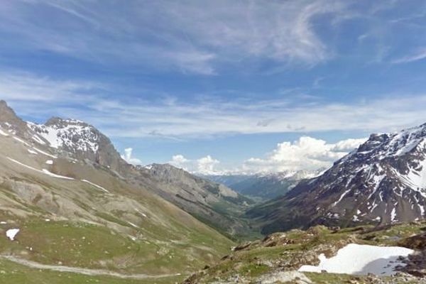 Le parapentiste s'est lancé depuis le sommet du Pic Blanc, dans les Alpes d'Huez.