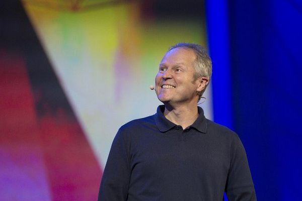 Yves Guillemot lors d'une conférence à Los Angeles en 2015