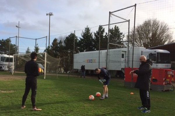 Les joueurs du LFC à l'entraînement