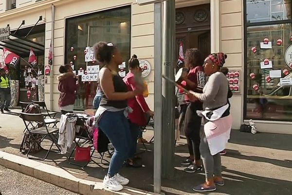 Après 167 jours de grève, les femmes de chambre de l'hôtel NH Collection reprennent le travail ce lundi matin.