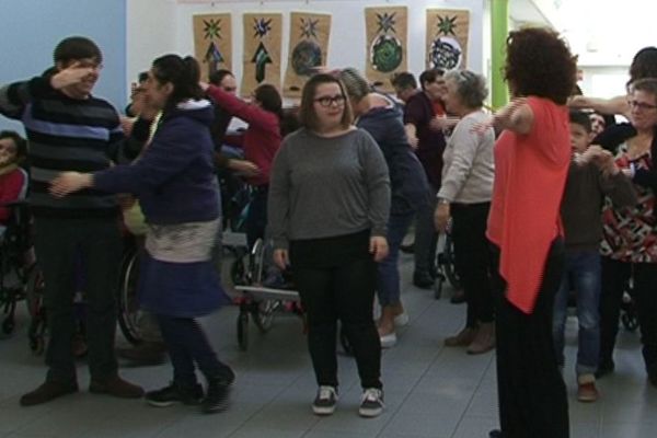 En pleine répétition du flash mob de samedi prochain