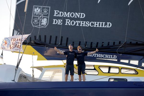 Charles Caudrelier et Erwan Israël à leur arrivée à Fort-de-France