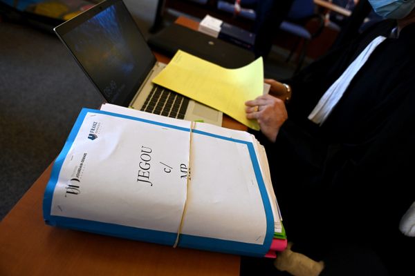 Photo d'archives (19 mars 2021) du procès de Simon Jégou en première instance à Saint-Brieuc pour le meurtre de Claire Bouchaud.