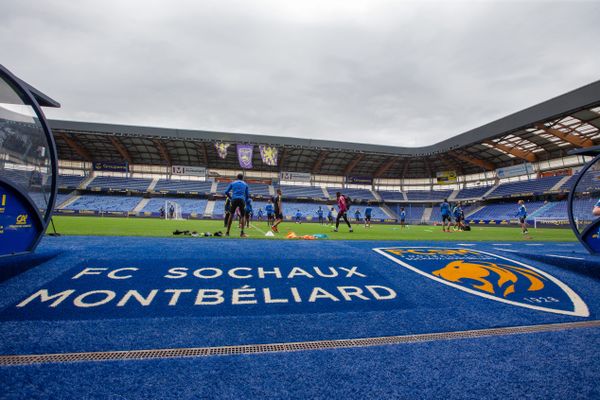 Entraînement au stade Bonal au lendemain de l'avis défavorable du CNOSF pour le maintien du FC Sochaux Montbéliard (FCSM) en Ligue 2.