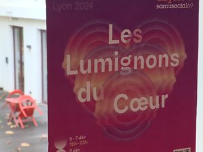 Chaque année, pendant la Fête des lumières, la ville de Lyon organise les “Lumignons du cœur”. Une opération caritative qui vise à reverser à une association des fonds récoltés par la vente de lumignons.  Cette année, l’association Alynea Samu Social 69 a été choisie.