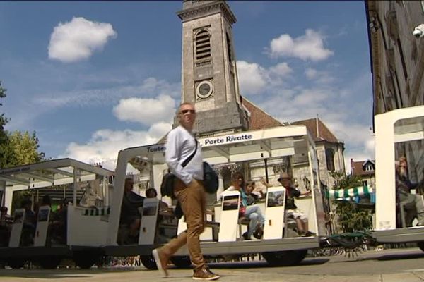 Le centre ville de Besançon prisé des touristes chaque été 