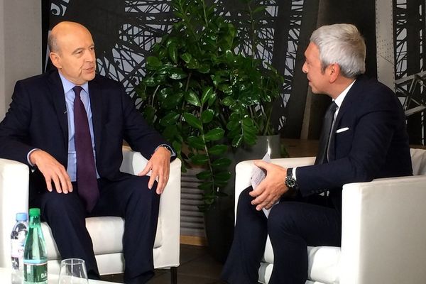 Alain Juppé, interrogé par Bruno Frédiani de France 3