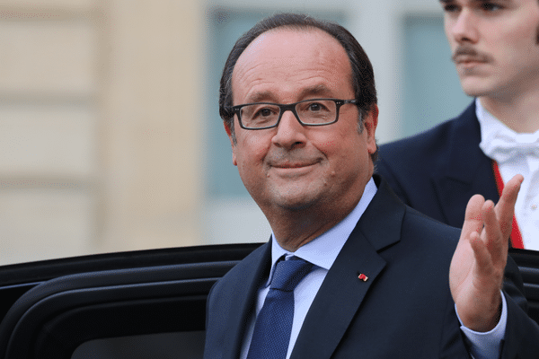  L'ancien président de la République François Hollande viendra remettre l'ordre national du Mérite à Michèle Faucher, conseillère municipale de Vieille-Brioude le vendredi 27 octobre.