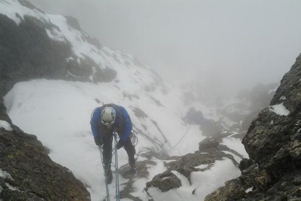 Les cordées sont bloquées à La Meije et au sommet des Bans, dans le massif des Ecrins. Photo des secouristes.