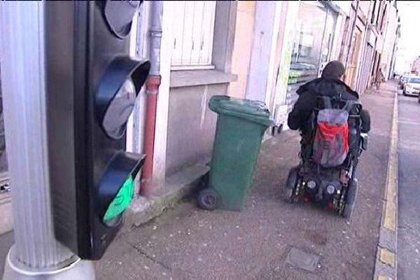 La mise en accessibilité des lieux publics aux personnes handicapées : un chantier délicat 