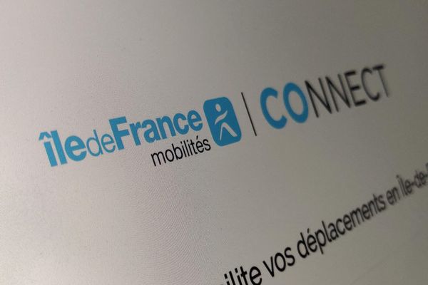 "4000 adresses mails et mots de passe actifs" sont concernés.