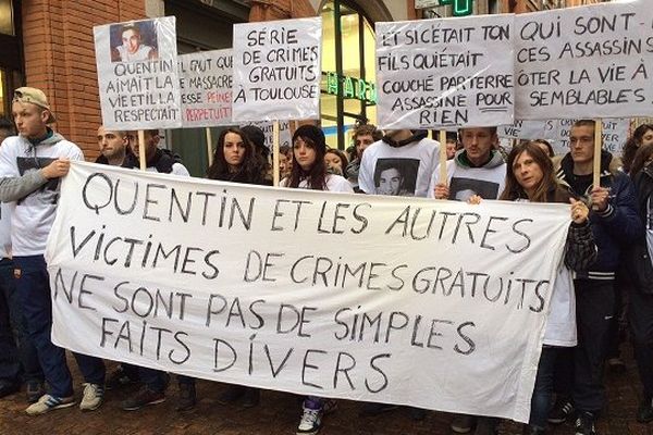 200 personnes ont manifesté aux côtés de la mère de Quentin. 
