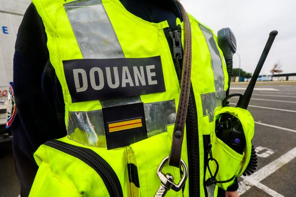 Les douanes en opération de contrôle