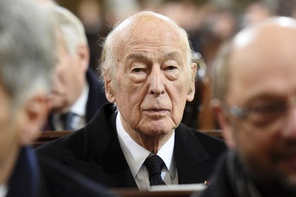 Valery Giscard d'Estaing lors de obsèques d'Helmut Schmidt le 23 novembre 2015 à Hamburg en Allemagne. 