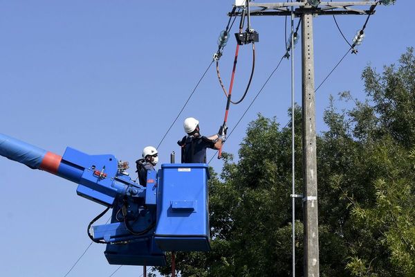 Une centaine de foyers dans le Puy-de-Dôme est toujours privée d'électricité ce dimanche 2 août. 