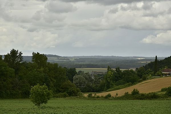 Nuages sur notre après-midi, avec des averses pouvant être orageuses