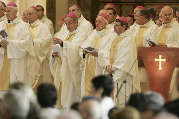 Assemblée plénière des évêques de France à Lourdes, en 2006