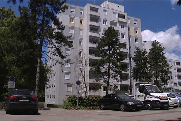 Sordide fait divers au 8e étage de cet immeuble de Bourg-en-Bresse (Ain) - 28/6/16