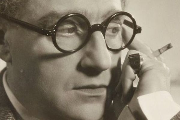 Sacha Guitry.