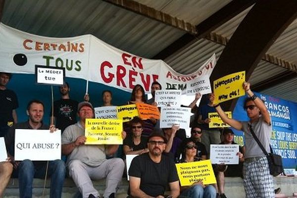 Les intermittents réunis aux Francos Gourmandes à Tournus pour discuter de leur nouveau régime d'assurance chômage