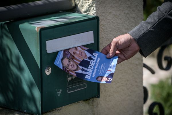 Démarchage RN en campagne, photo d'illustration.