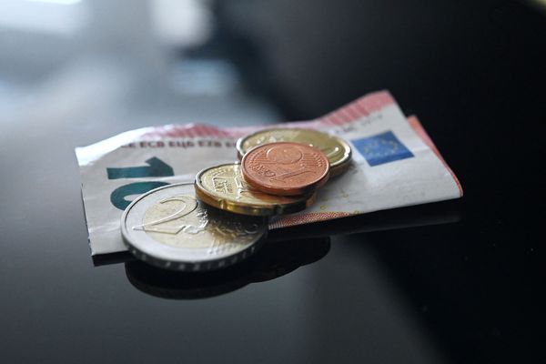 Comparez votre salaire à celui des Français.