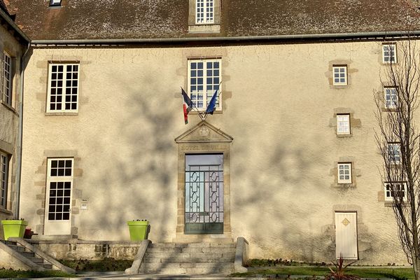 La mairie de Bellac (Haute-Vienne)