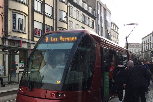 Samedi 11 janvier, le trafic des tramways est perturbé à Clermont-Ferrand.