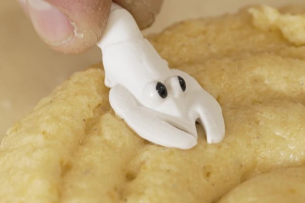 Des fèves made in Breizh se glissent dans les galettes des rois du Finistère