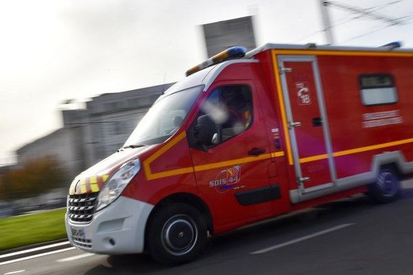 Un entrepôt de l'entreprise Chambriard situé à Issoire dans le Puy-de-Dôme a été ravagé par un incendie. 