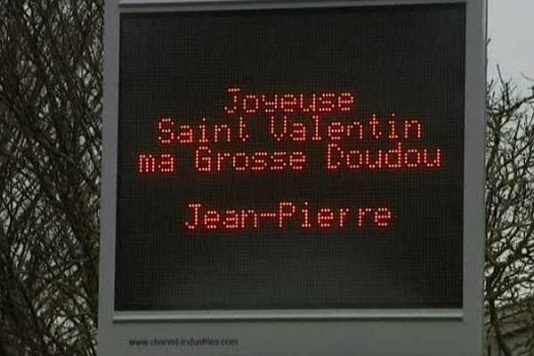 Declarez Gratuitement Votre Amour Sur Les Panneaux De La Ville De Chateau Thierry