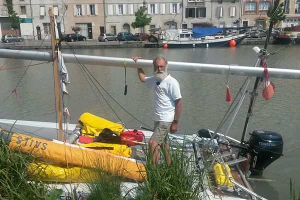 Louis Delgrange et le Ramses sur le canal du midi